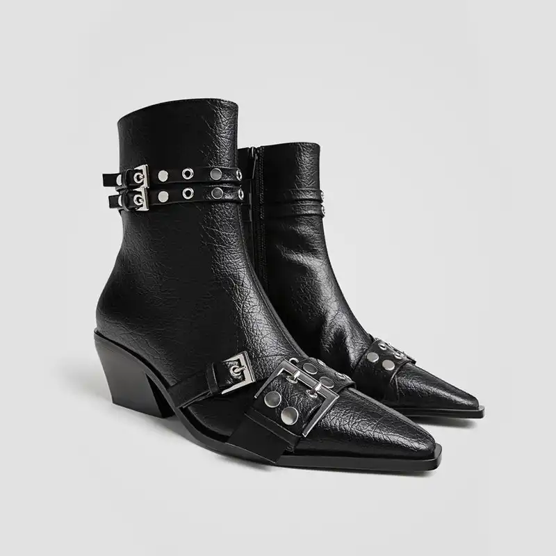 Cowboy Ankle Boots With Buckles Stradivarius